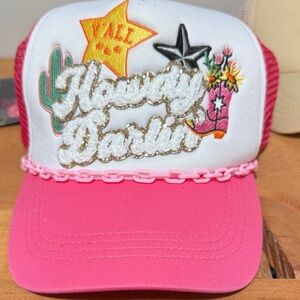 Pink and White 'Howdy Darlin' Trucker Hat